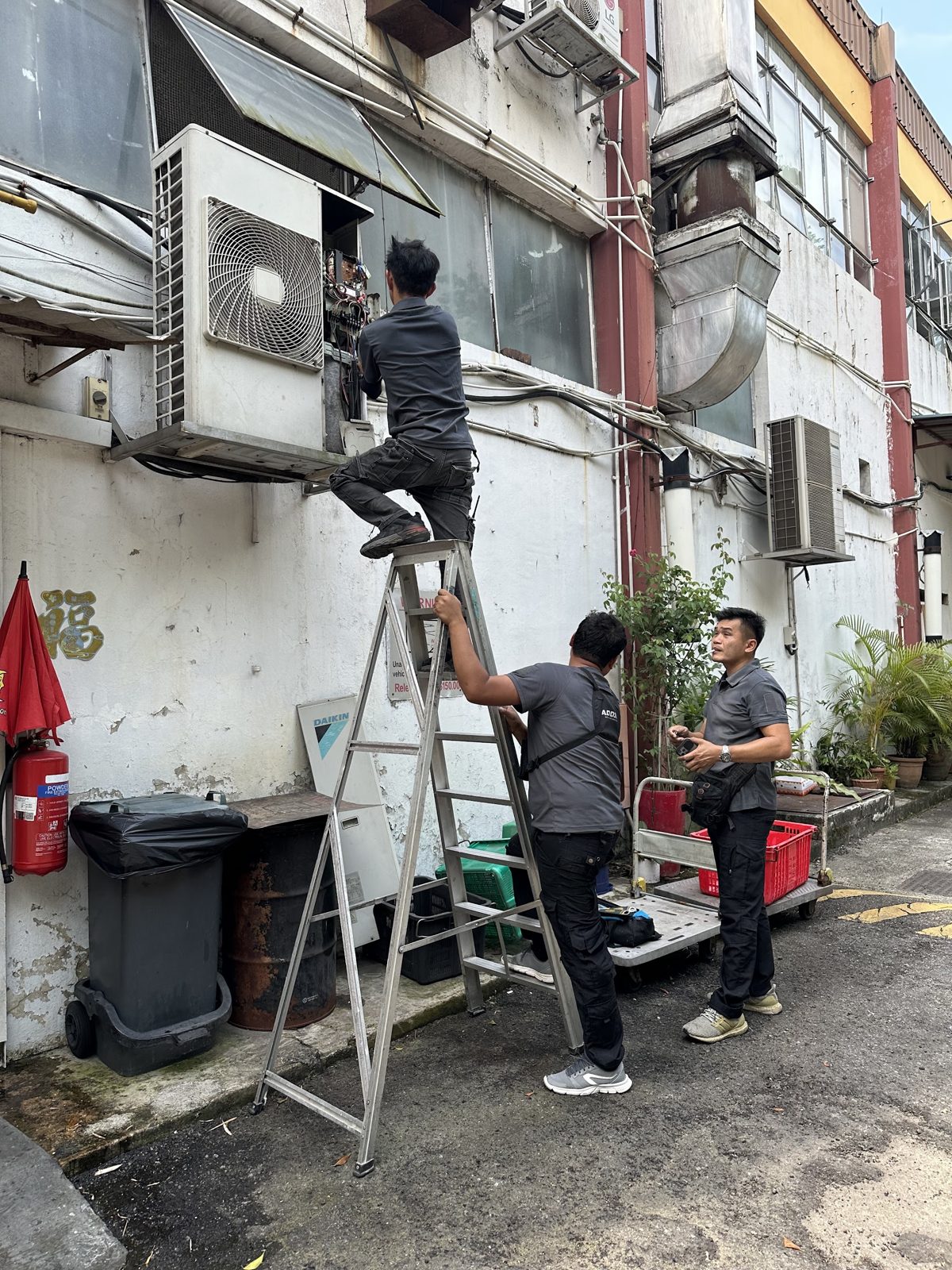 Win Foong Engineering Pte Ltd on the job in Hougang